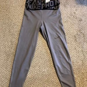 Nike Pro Intertwist leggings size XS